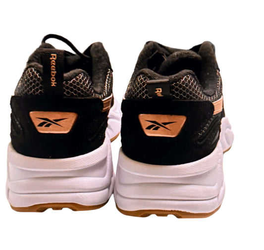 Reebok Shoes (size 7 never worn secondhand) - The Petite Closet