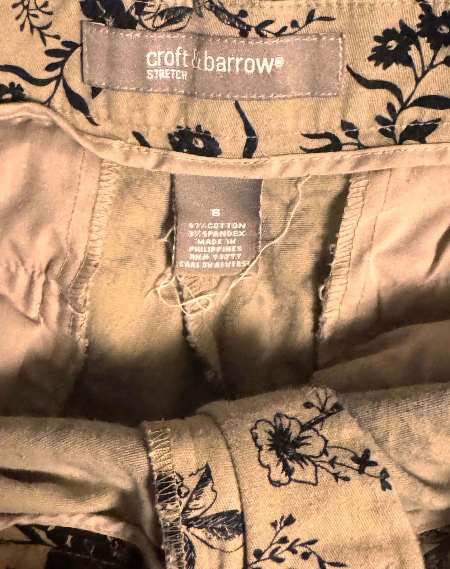 Croft & Barrow stretch cropped pants with floral pattern and visible tag