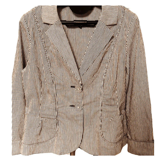 Halogen women's striped blazer with notched lapel and front buttons, black and white.