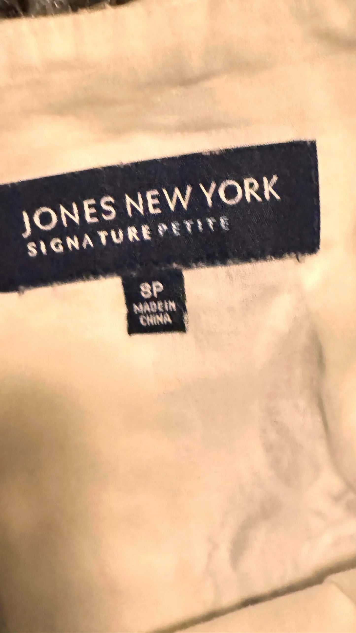 Jones Of New York Signature Collection Skirt (size 8 petite) - The Petite Closet