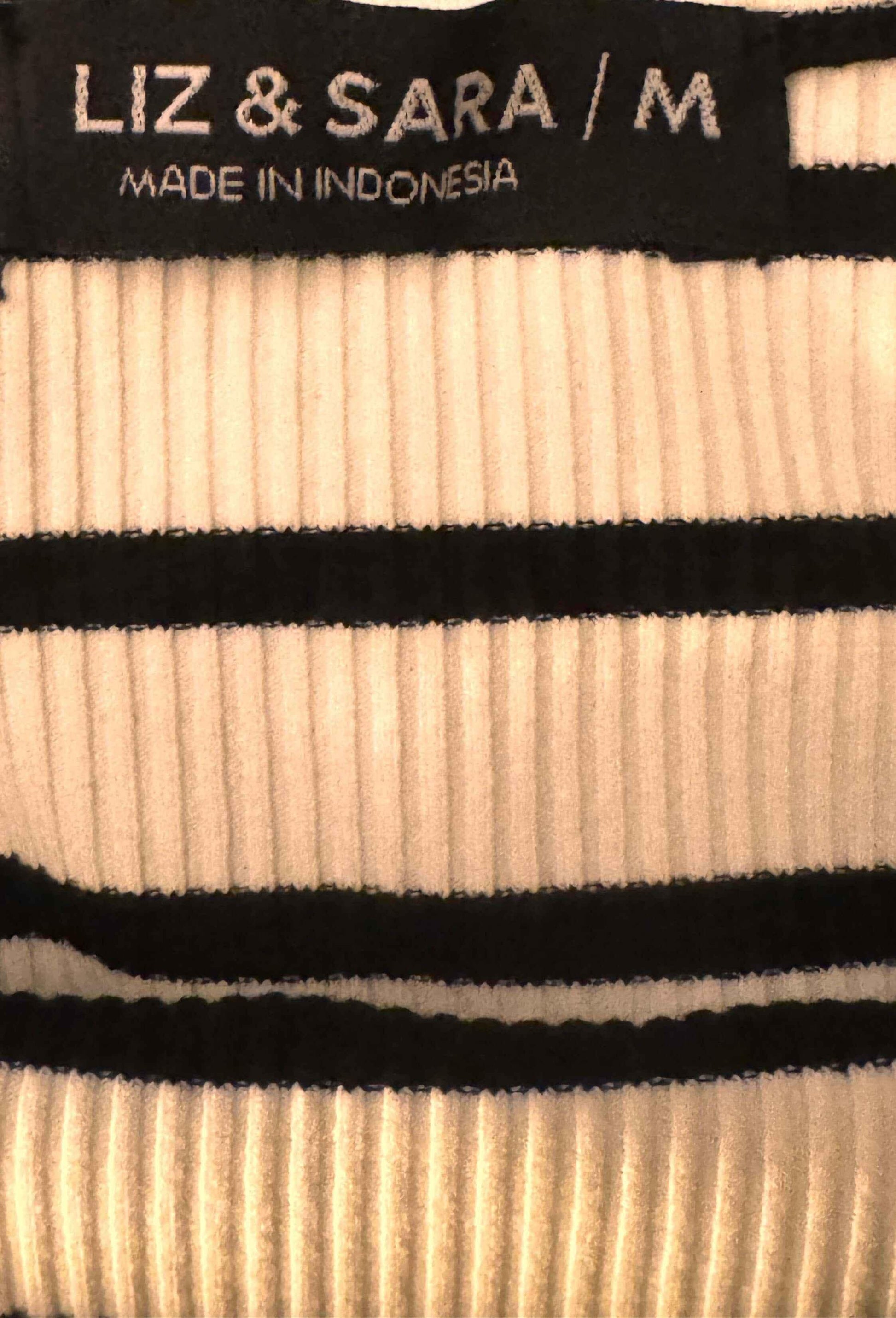 Sleeveless Blouse for Petite Women - Liz & Sara Chic and Comfortable Medium Style