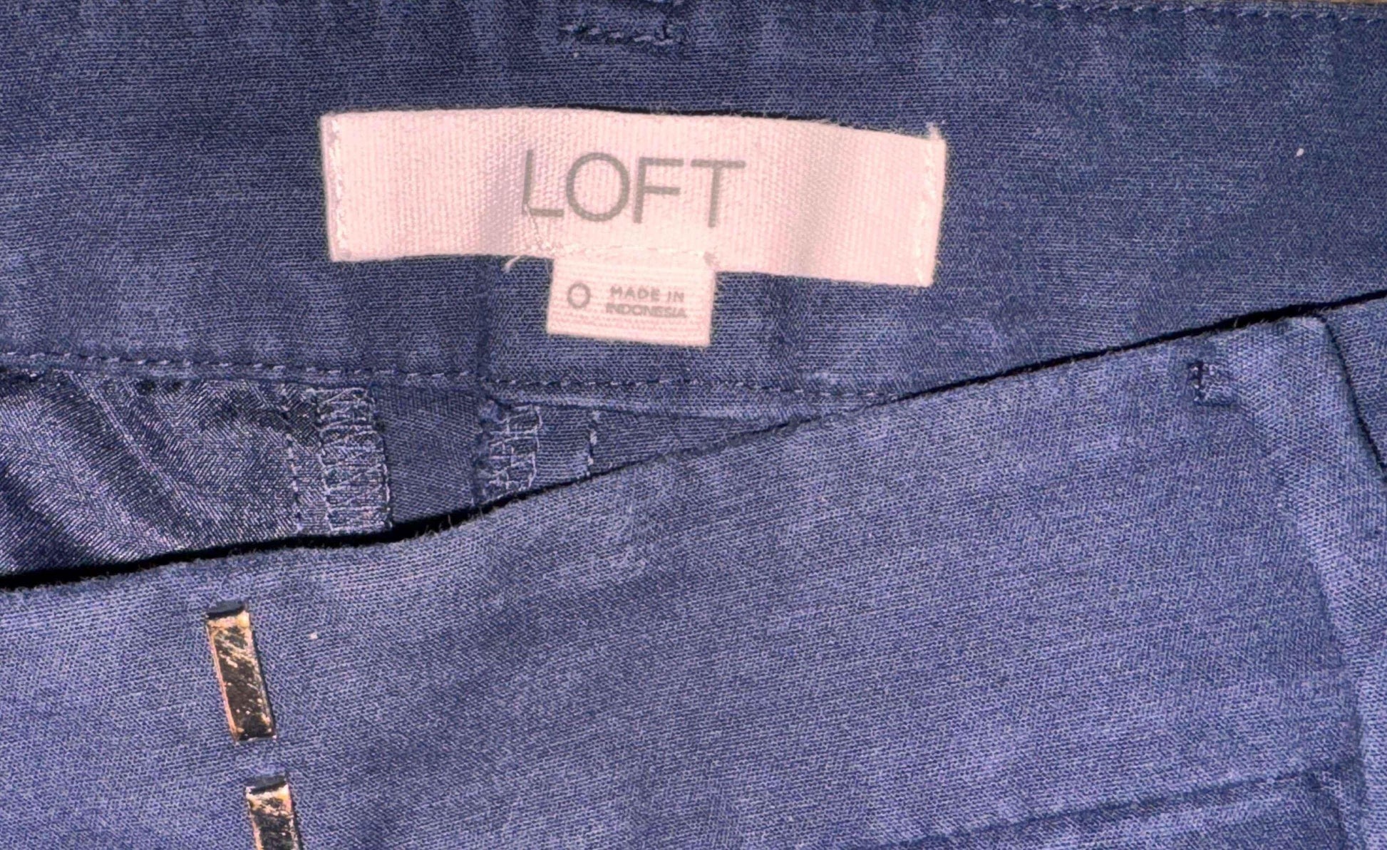 Loft Women's Pants Navy Blue, mid-rise Chino size o petite