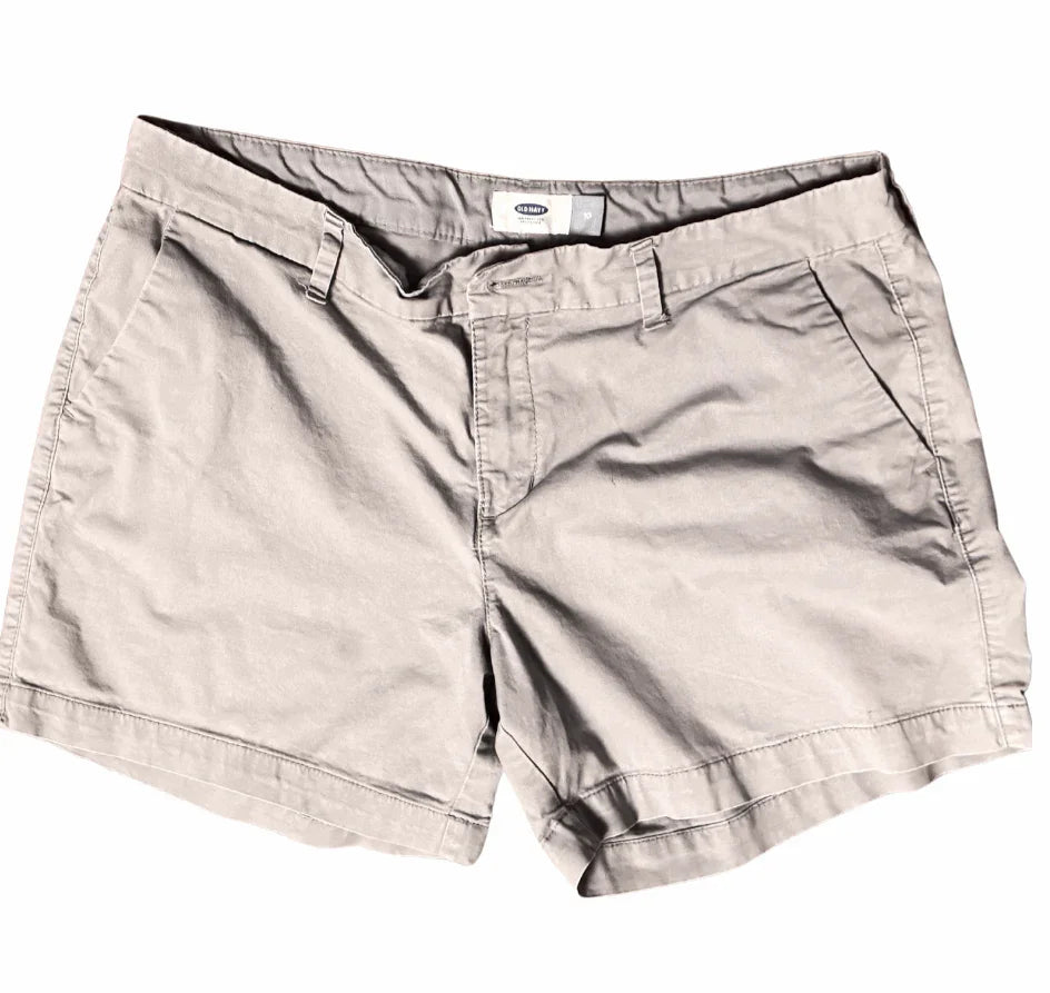 Old Navy chinos shorts size 6 petite in khaki, flat lay on white background