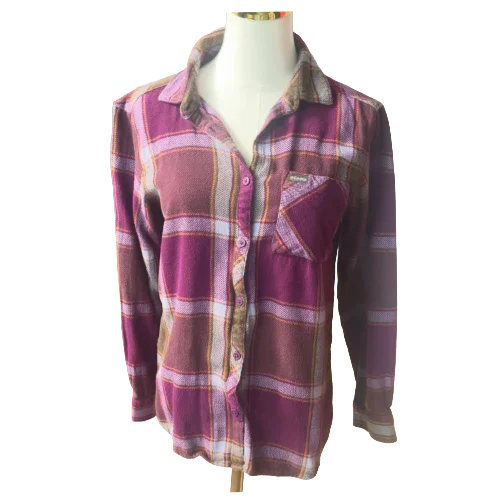 Columbia women's purple plaid flannel shirt with front pocket on mannequin