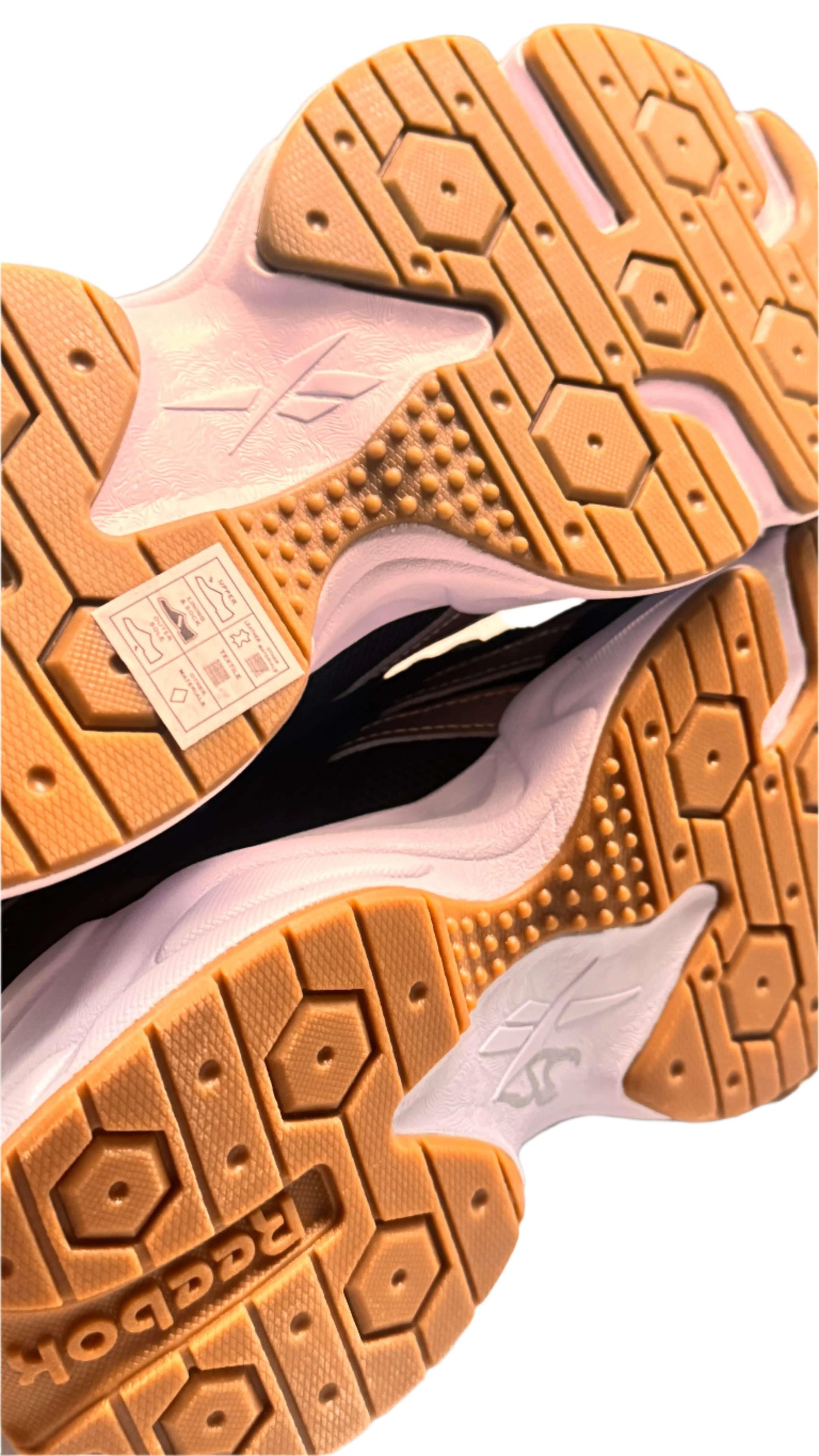 Reebok Shoes (size 7 never worn secondhand) - The Petite Closet